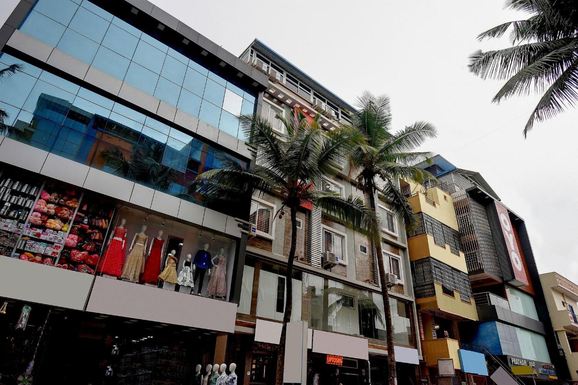 Hotel O Sri Sai Guru Comforts Yelahanka Exteriör bild