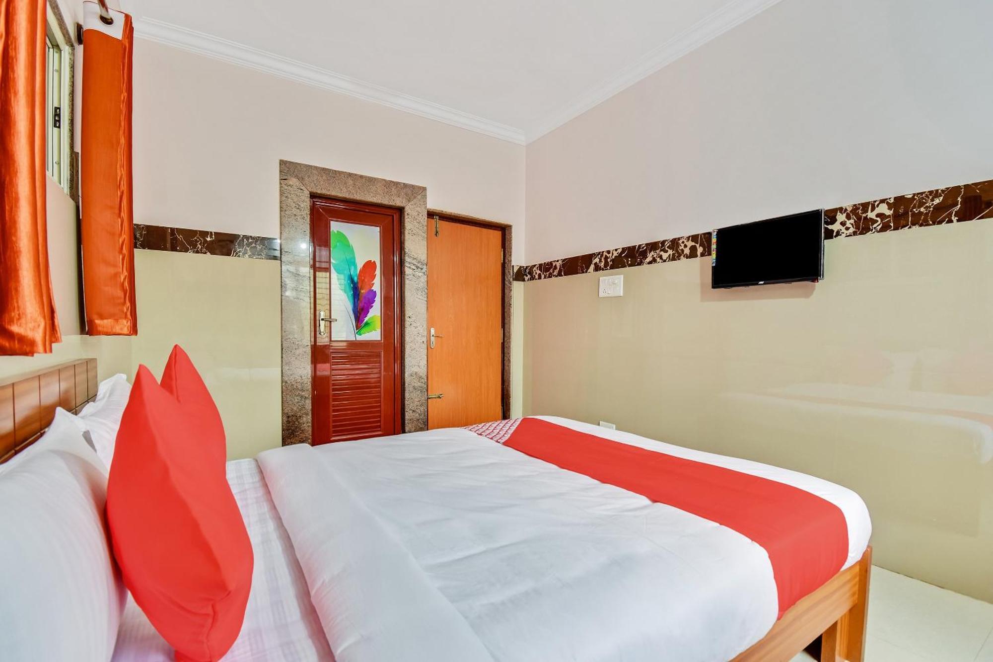 Hotel O Sri Sai Guru Comforts Yelahanka Exteriör bild