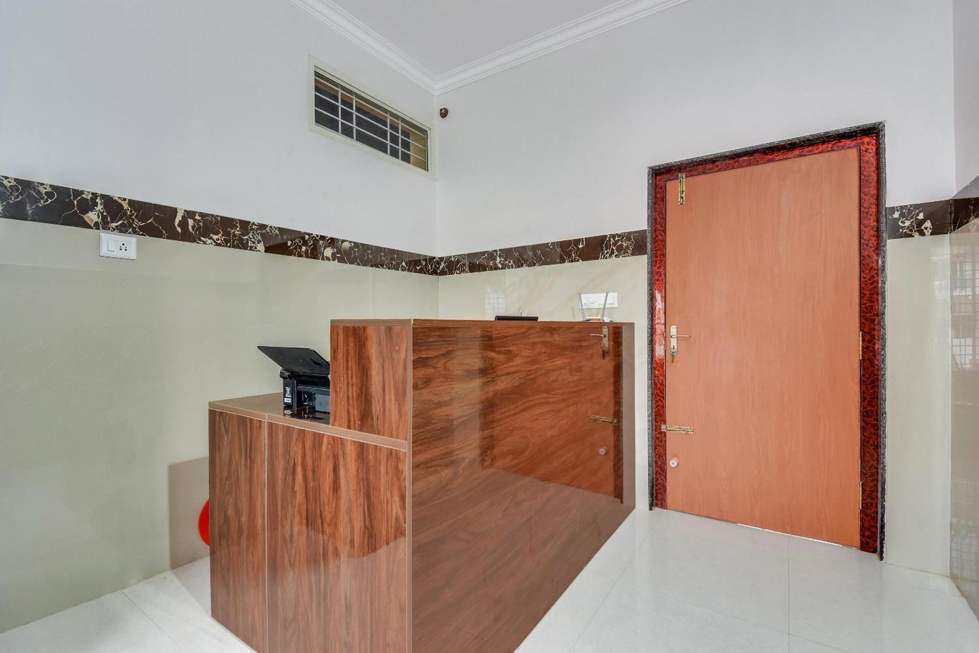 Hotel O Sri Sai Guru Comforts Yelahanka Exteriör bild